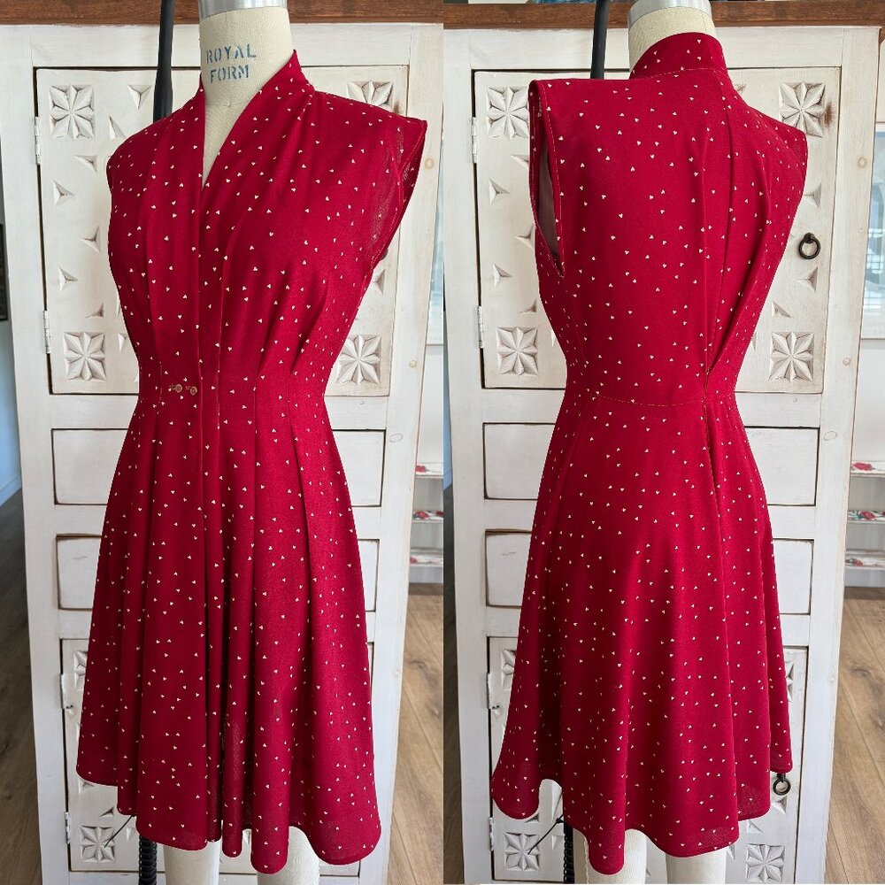 Vintage 70s does 40s red knit heart-print dress S M